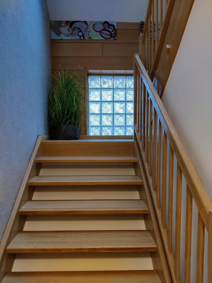 Holiday Home In Quiet Beautiful Area With Two Separate, Modern, Furnished Apartments Deutsch-Wagram Kültér fotó