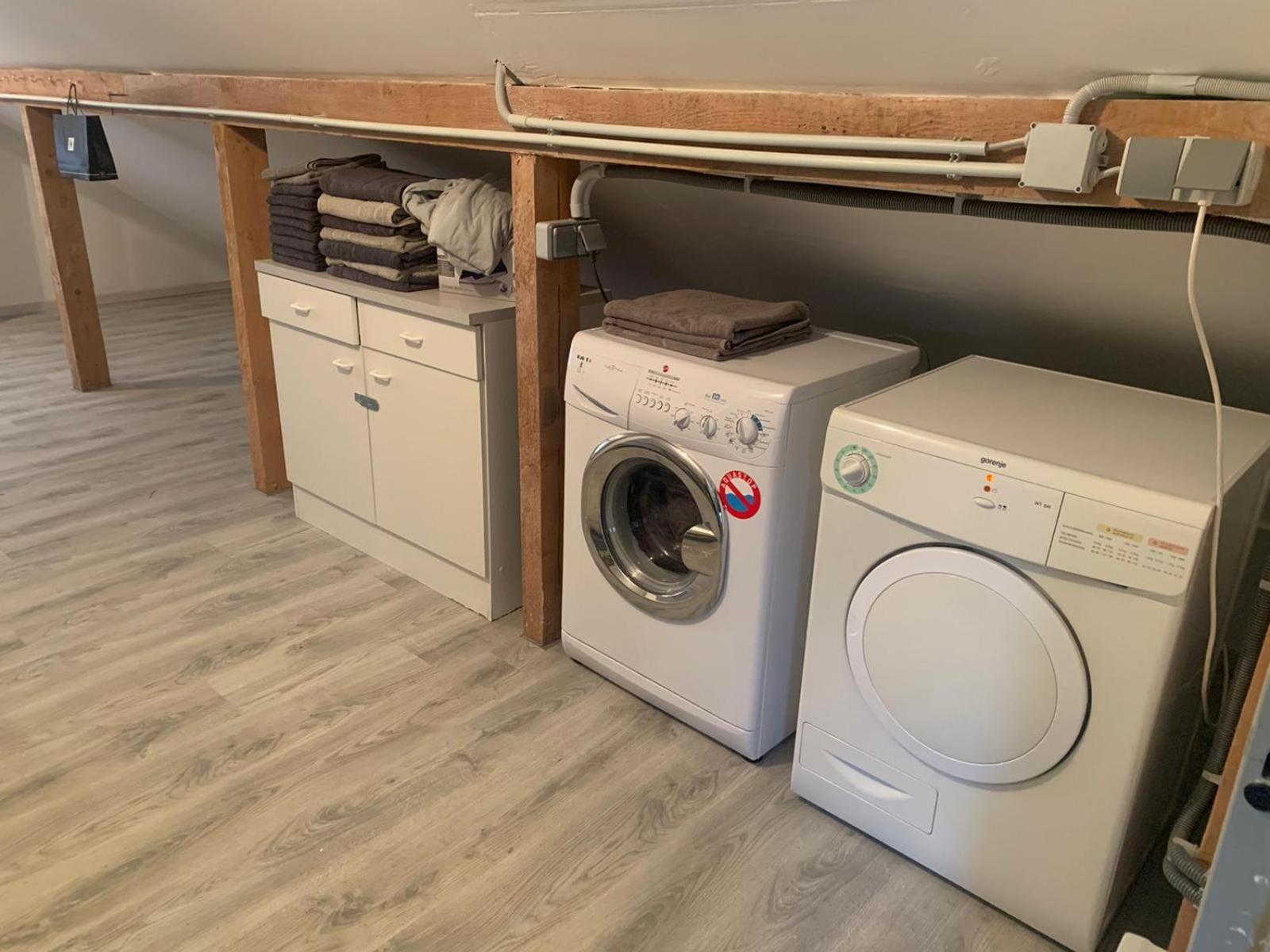 Holiday Home In Quiet Beautiful Area With Two Separate, Modern, Furnished Apartments Deutsch-Wagram Kültér fotó